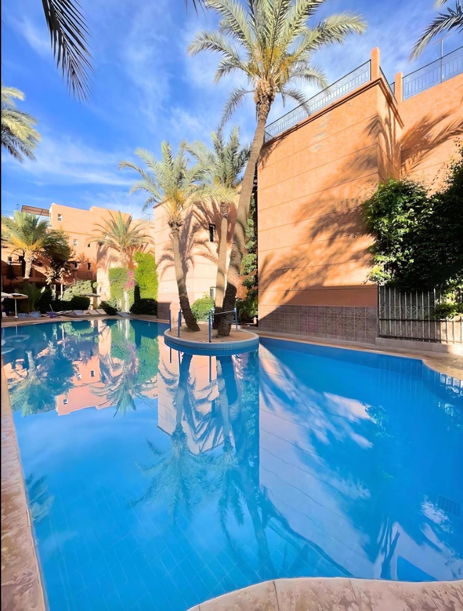 Tres Beau Riad A Marrakech Avec Piscines Marrakesh Eksteriør billede